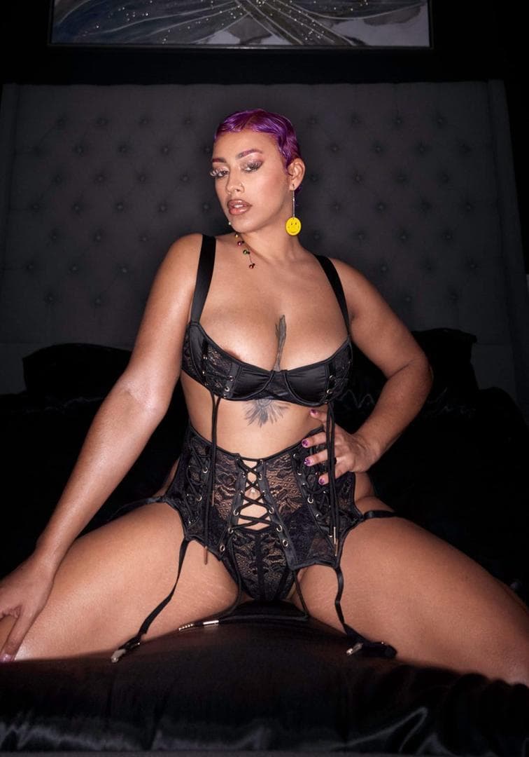 Ms Sapphire